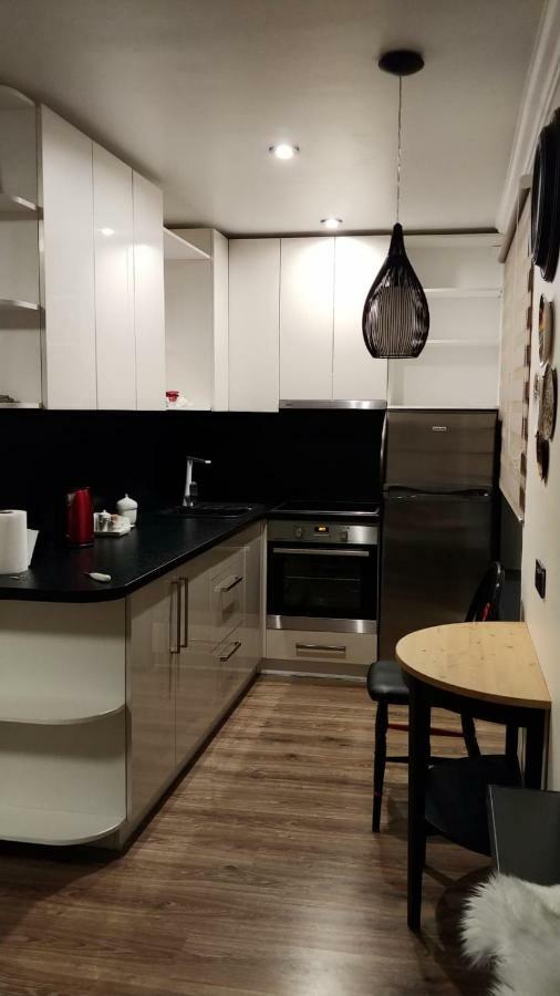 Elen White Apartment Rēzekne Zewnętrze zdjęcie